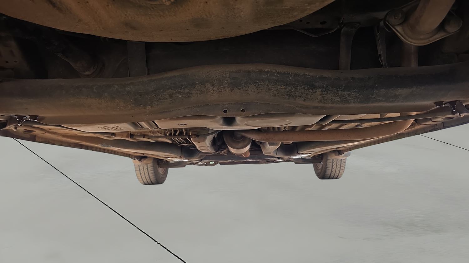 Used 2015 Honda Brio VX AT Petrol Automatic extra REAR UNDERBODY VIEW (TAKEN FROM REAR)