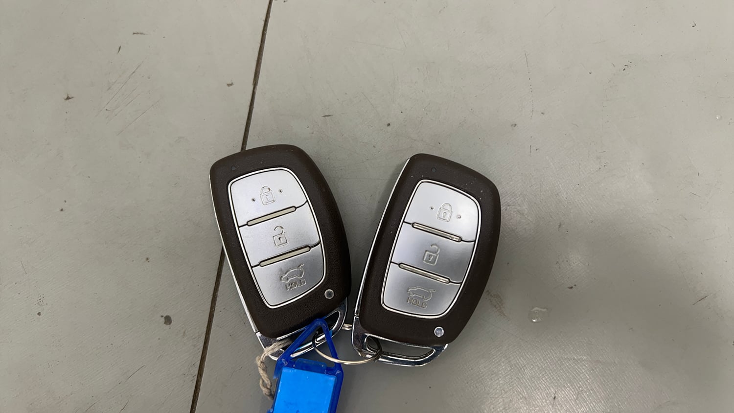 Used 2015 Hyundai Elite i20 Asta 1.2 Petrol Manual extra CAR KEY VIEW