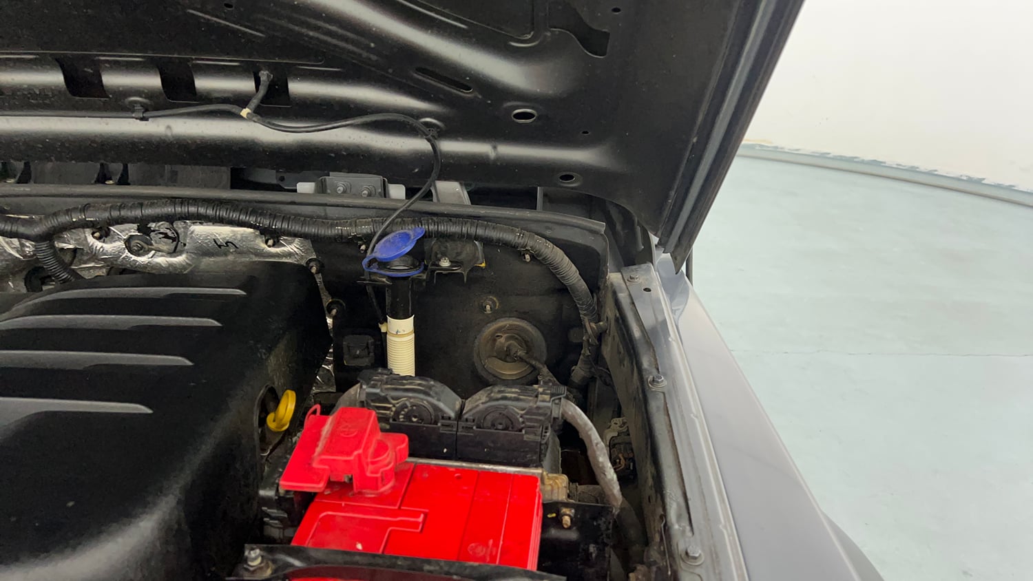 Used 2021 mahindra Thar LX Hard Top Petrol AT 4WD Petrol Automatic engine ENGINE LEFT SIDE HINGE & APRON VIEW