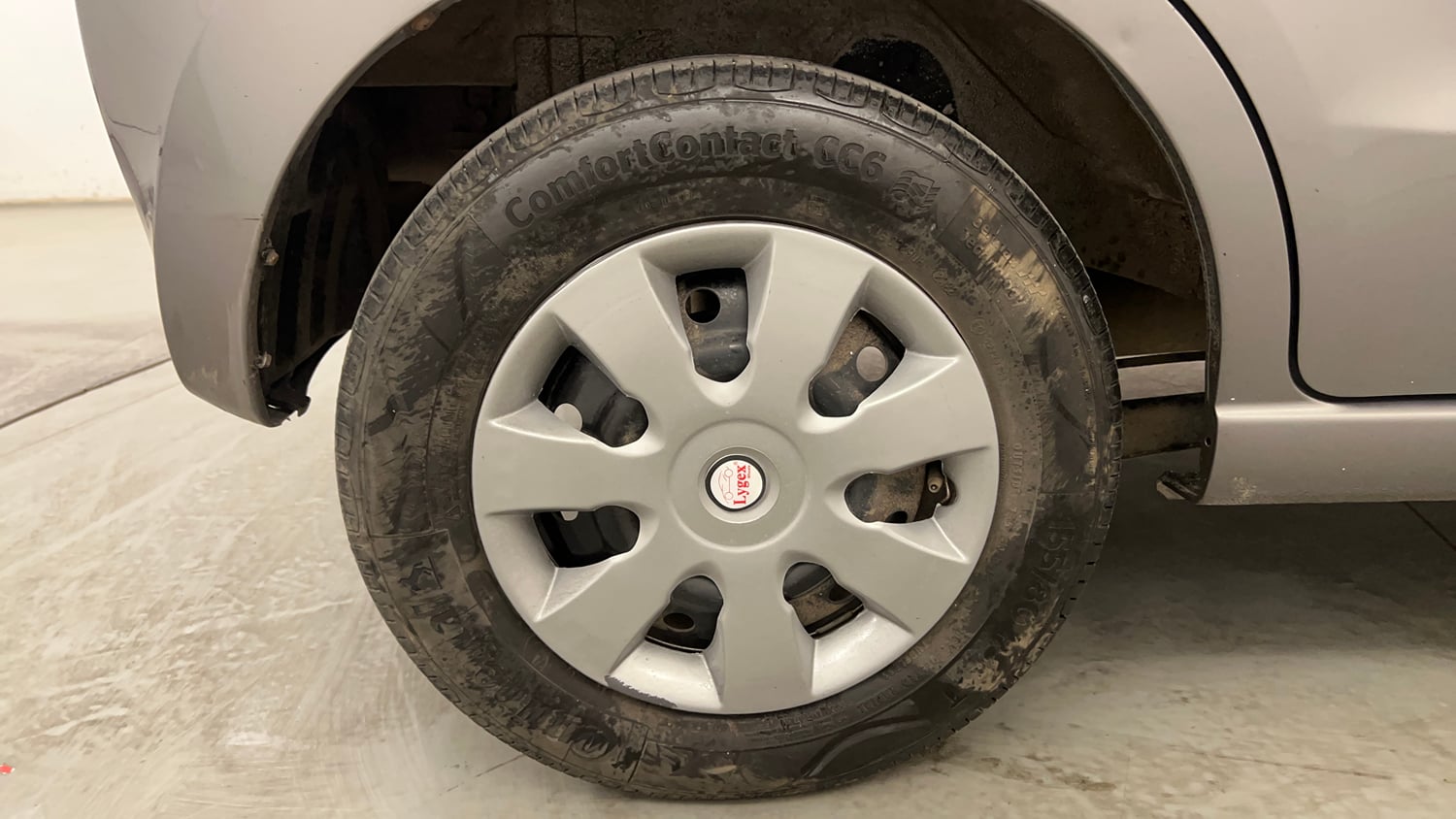 Used 2013 Maruti Suzuki A-Star VXI Petrol Manual tyres RIGHT REAR TYRE RIM VIEW