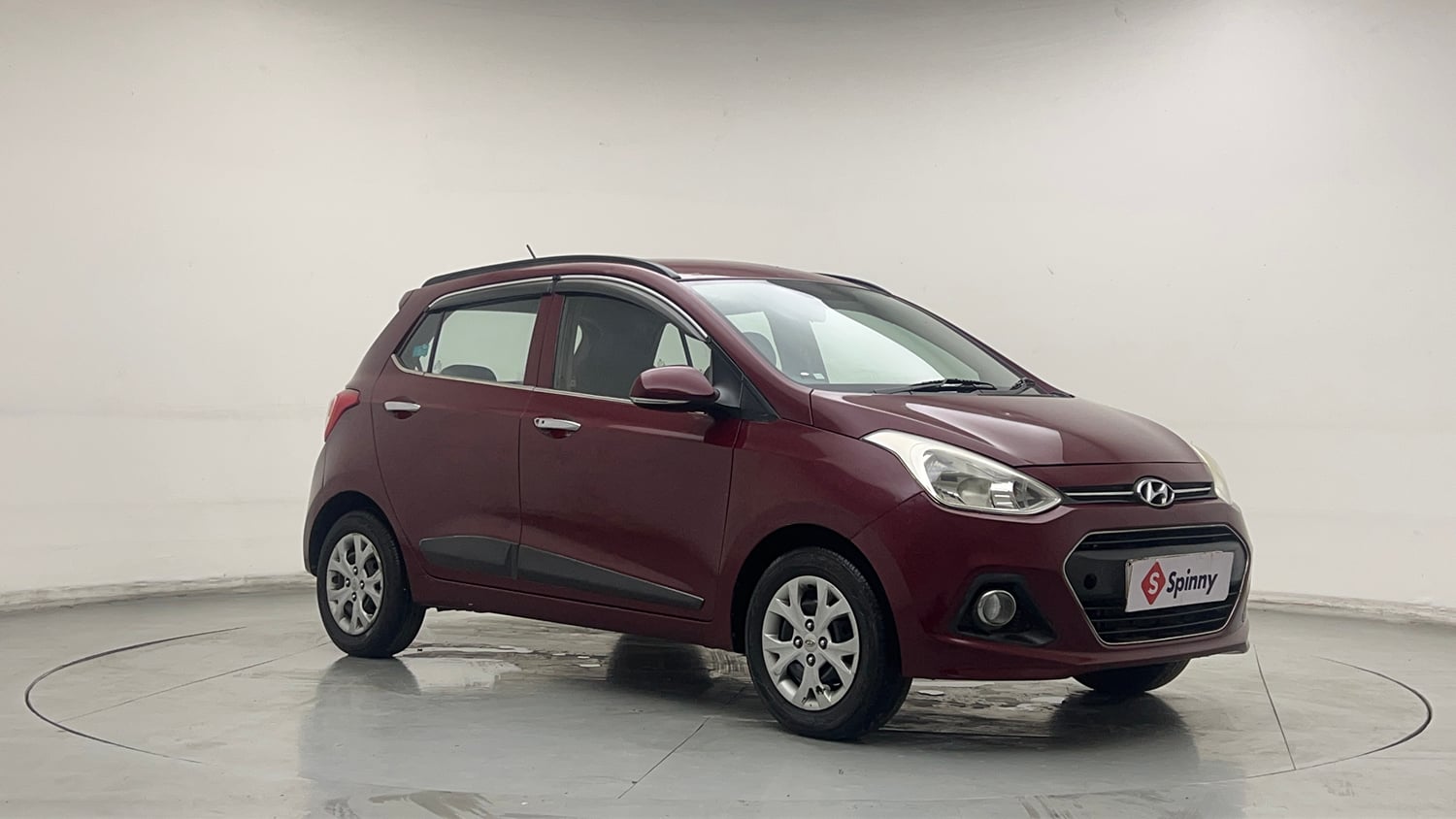Used 2015 Hyundai Grand i10 Sportz 1.2 Kappa VTVT Petrol Manual exterior RIGHT FRONT CORNER VIEW