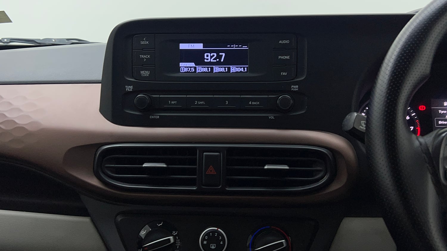 Used 2023 Hyundai Aura S 1.2 Petrol Petrol Manual top_features Integrated (in-dash) music system