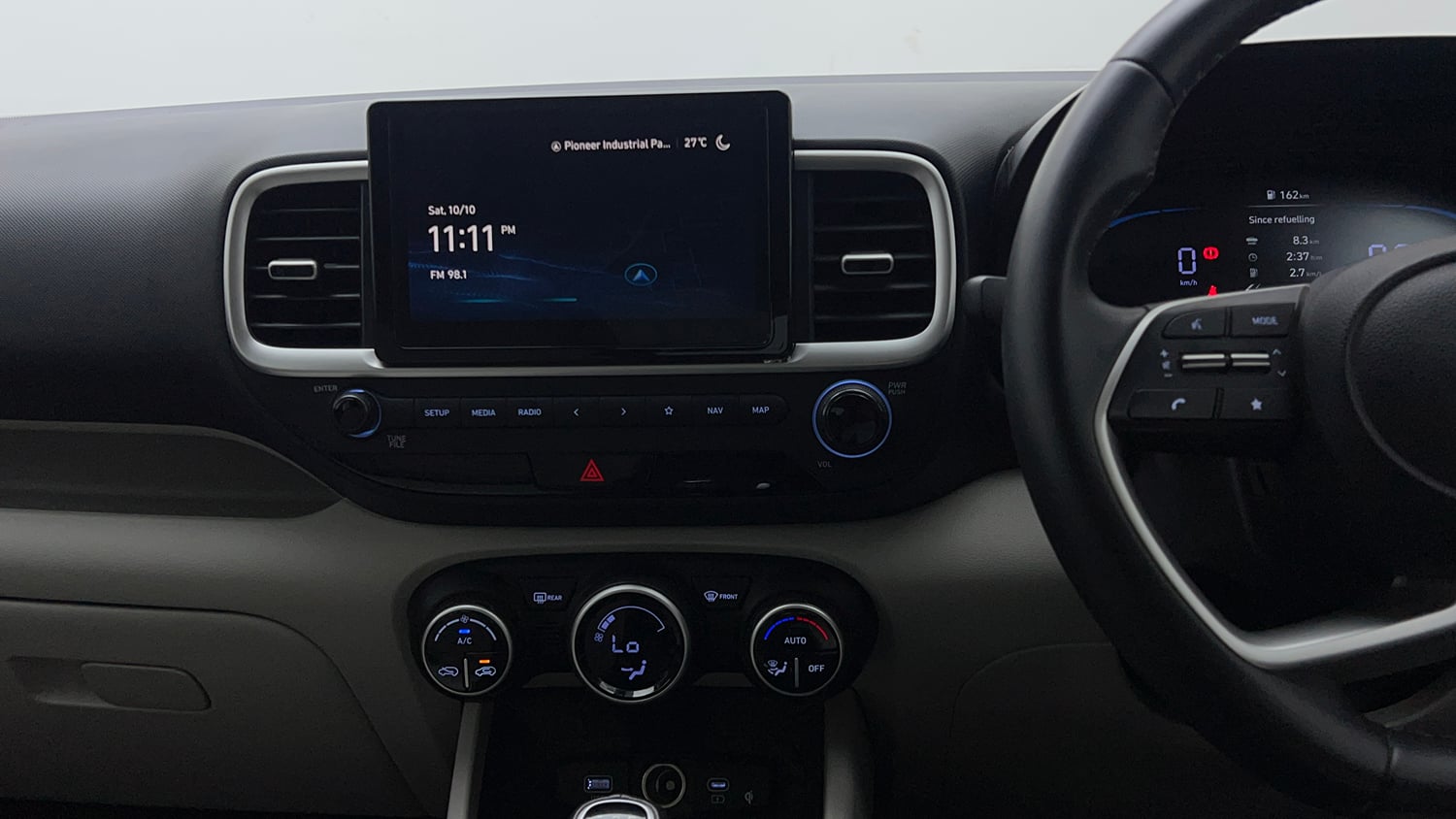 Used 2022 Hyundai Venue SX 1.2 Petrol Petrol Manual interior MUSIC SYSTEM & AC CONTROL VIEW