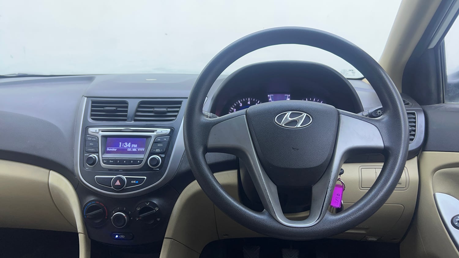 Used 2015 Hyundai Verna 1.4 VTVT Petrol Manual interior STEERING VIEW