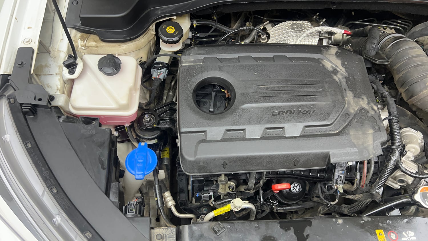 Used 2023 Kia Sonet HTX 1.5 Diesel Manual engine ENGINE RIGHT SIDE VIEW