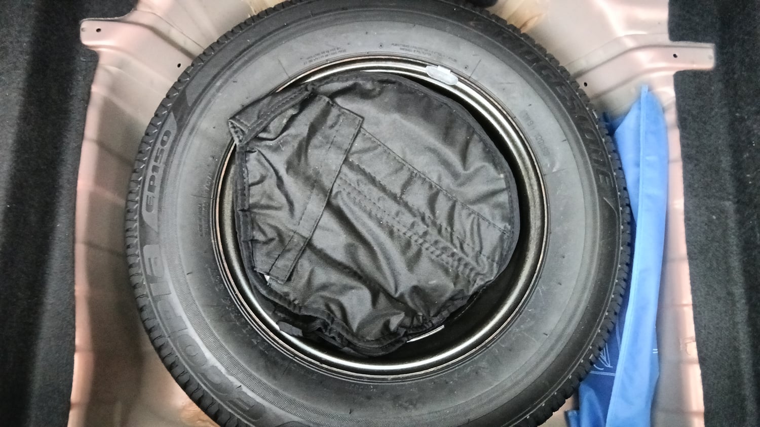 Used 2026 Tata Altroz Racer R3 Petrol Manual tyres SPARE TYRE VIEW