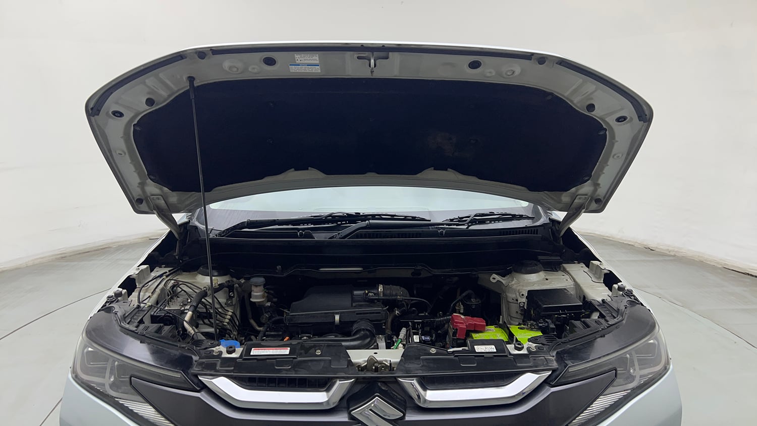 Used 2023 Maruti Suzuki Brezza ZXi AT Petrol Automatic engine ENGINE & BONNET OPEN FRONT VIEW