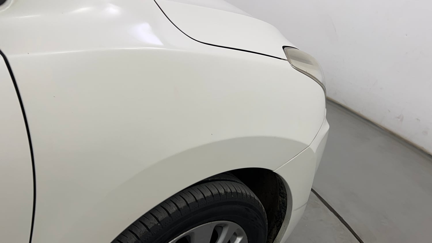Used 2016 Maruti Suzuki Baleno Alpha 1.2 Petrol Manual dents MINOR SCRATCH
