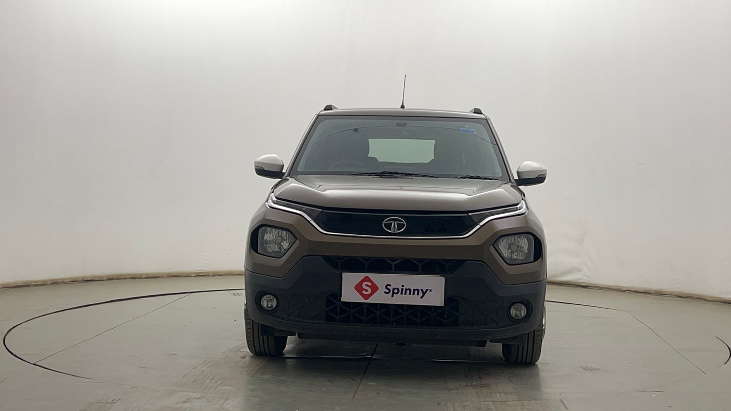 Used 2022 Tata Punch Accomplished AMT Petrol Automatic exterior FRONT VIEW