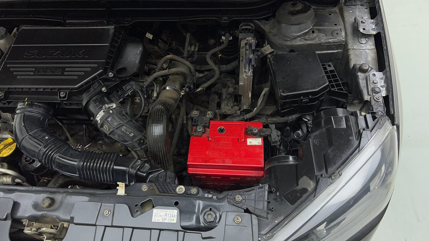 Used 2018 Maruti Suzuki Vitara Brezza [2016-2020] LDi Diesel Manual engine ENGINE LEFT SIDE VIEW