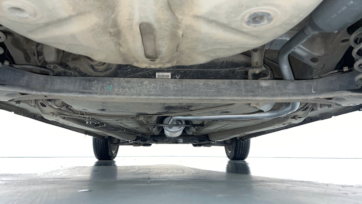 Used 2018 Maruti Suzuki Baleno Zeta 1.2 Petrol Manual extra REAR UNDERBODY VIEW (TAKEN FROM REAR)