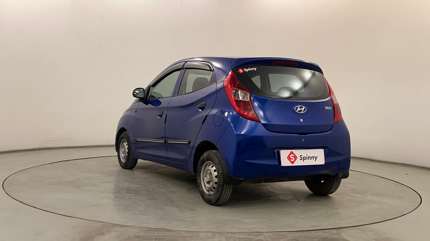 Used 2017 Hyundai Eon Era + AirBag Petrol Manual exterior LEFT REAR CORNER VIEW