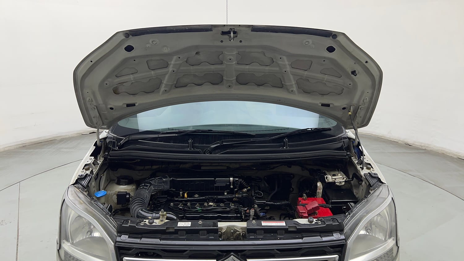 Used 2019 Maruti Suzuki Wagon R VXi 1.2 Petrol Manual engine ENGINE & BONNET OPEN FRONT VIEW