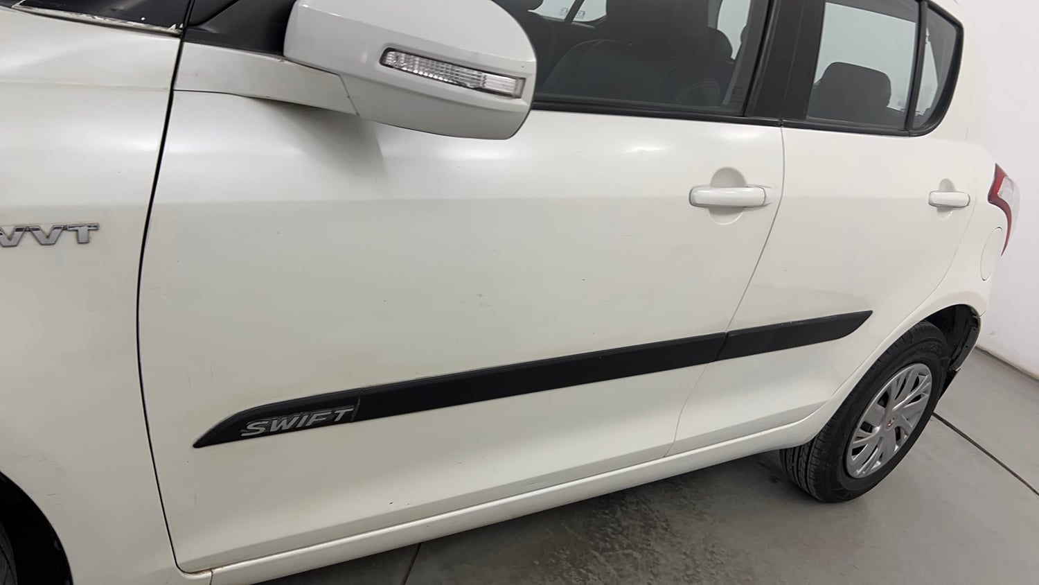 Used 2012 Maruti Suzuki Swift VXi Petrol Manual dents MINOR DENT