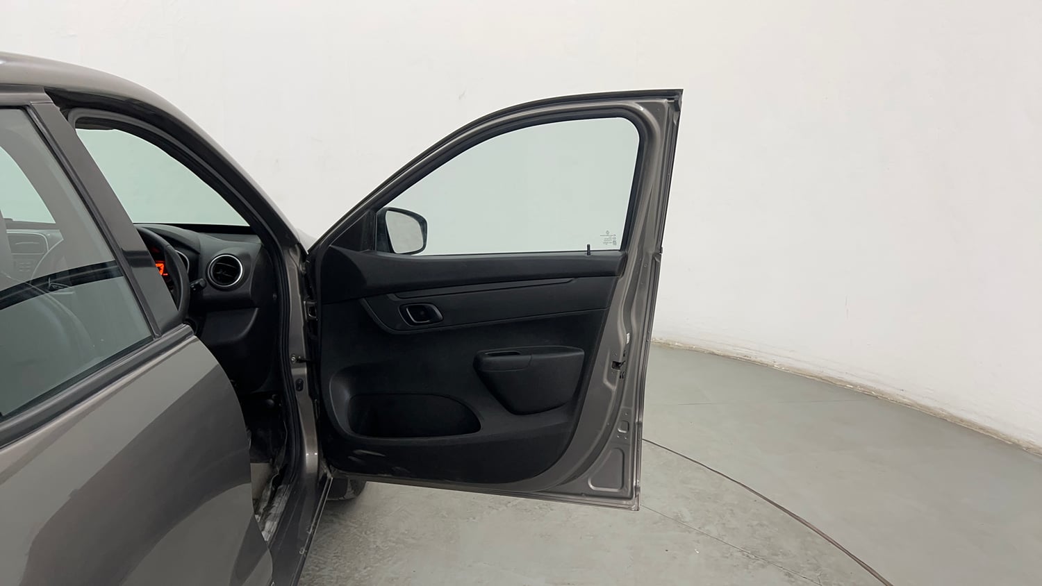 Used 2019 Renault Kwid RXL Petrol Manual interior RIGHT FRONT DOOR OPEN VIEW