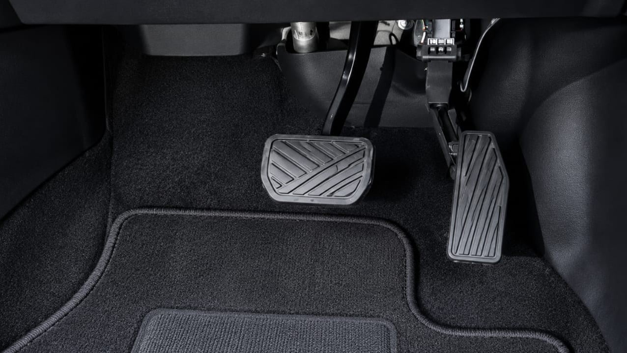 Used 2023 Maruti Suzuki Baleno Alpha AGS Petrol Automatic interior PEDALS VIEW