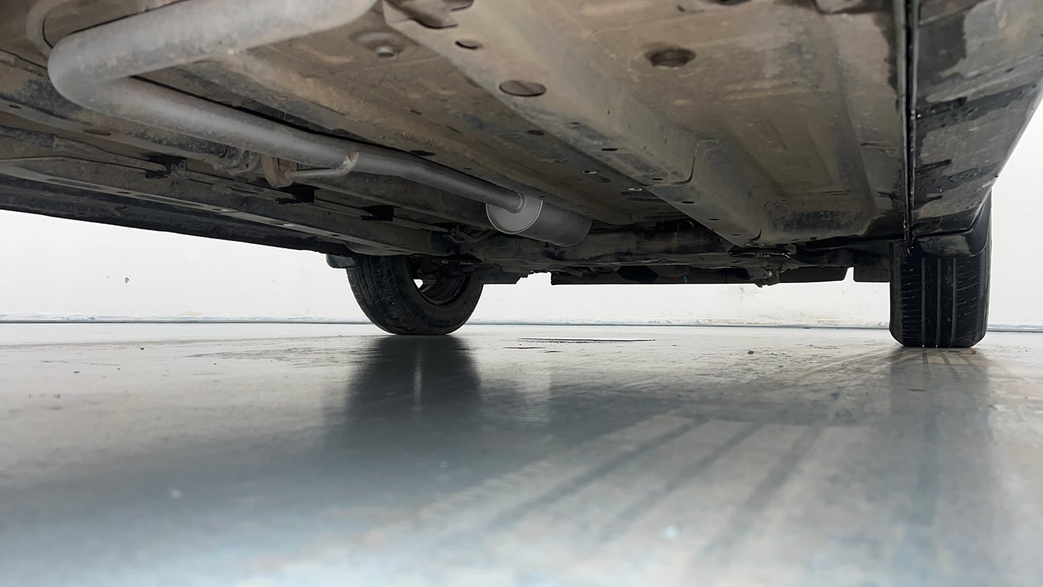 Used 2022 Tata Punch Accomplished MT Petrol Manual extra REAR RIGHT UNDERBODY VIEW