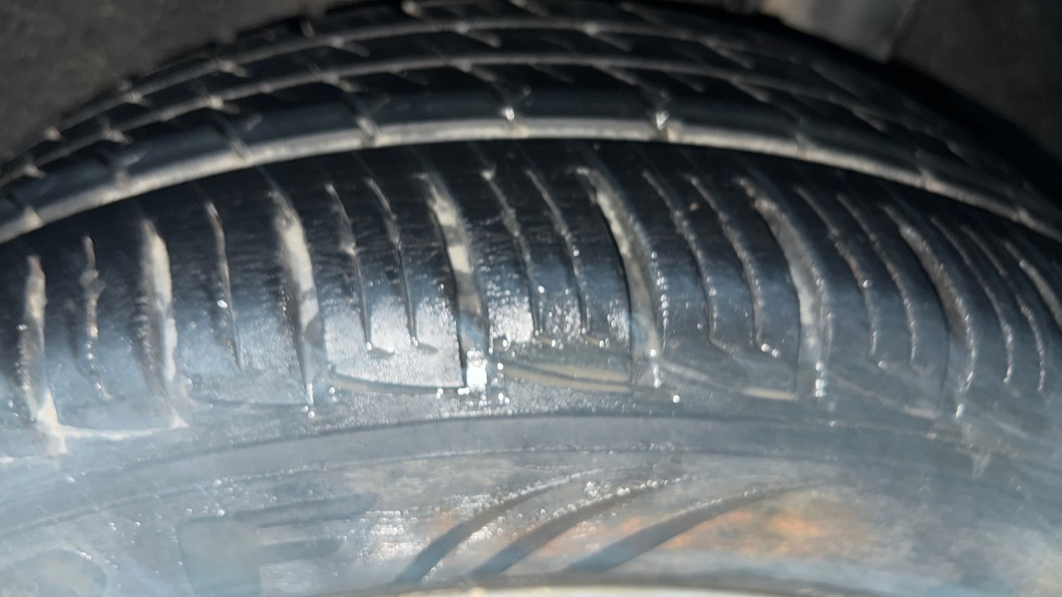 Used 2018 Maruti Suzuki Vitara Brezza [2016-2020] LDi Diesel Manual tyres LEFT REAR TYRE TREAD VIEW