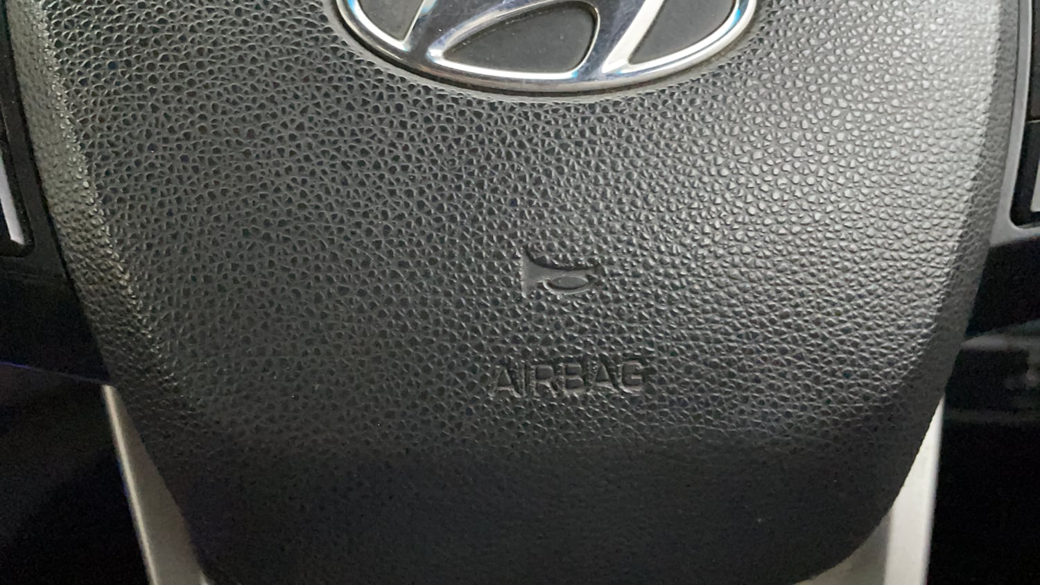 Used 2016 Hyundai Creta 1.6 SX Plus AT Petrol Petrol Automatic top_features Airbags