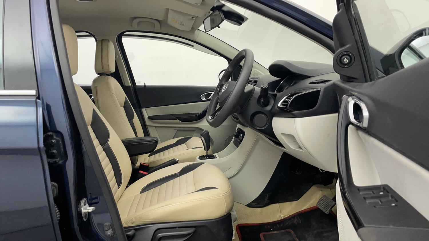 Used 2022 Tata Tigor XZA Plus Petrol Automatic interior RIGHT SIDE FRONT DOOR CABIN VIEW