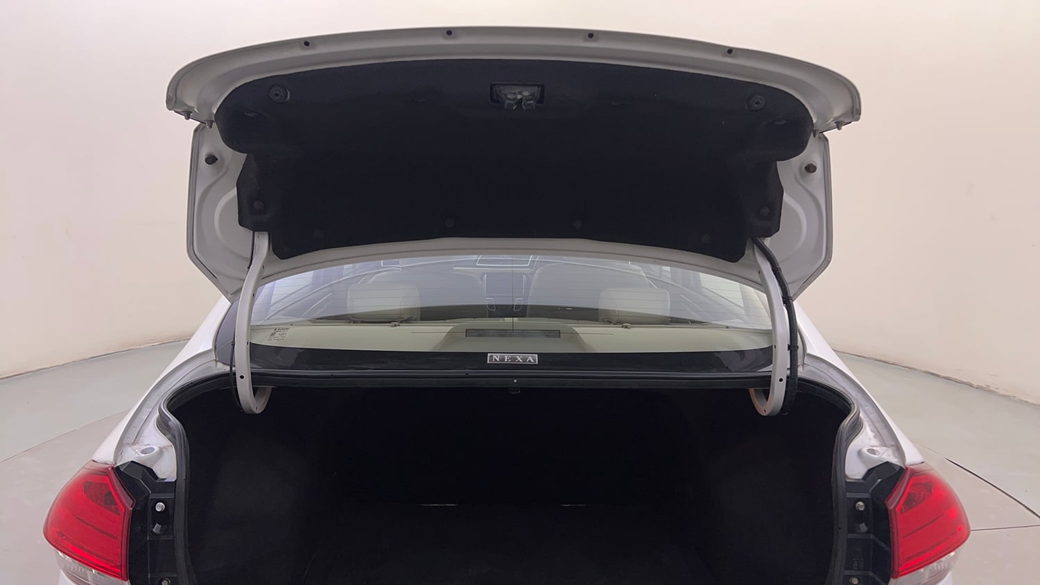 Used 2018 Maruti Suzuki Ciaz Alpha 1.3 Diesel Diesel Manual interior DICKY DOOR OPEN VIEW