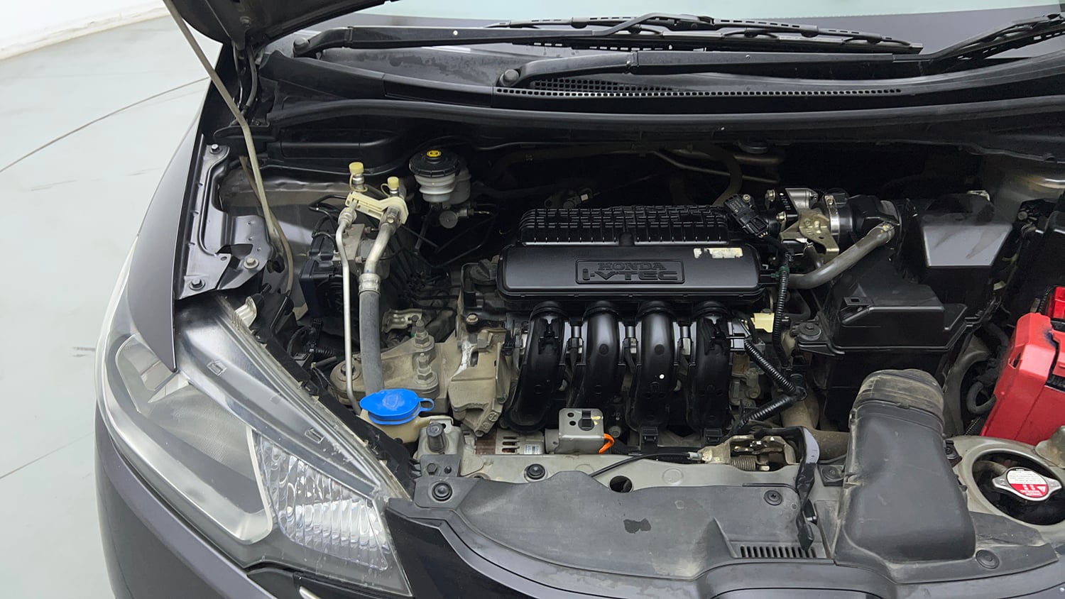 Used 2019 Honda Jazz VX Petrol Petrol Manual engine ENGINE RIGHT SIDE VIEW