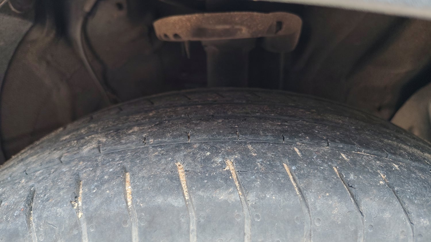 Used 2023 Hyundai Creta S Plus 1.5 Petrol Knight Petrol Manual tyres RIGHT FRONT TYRE TREAD VIEW