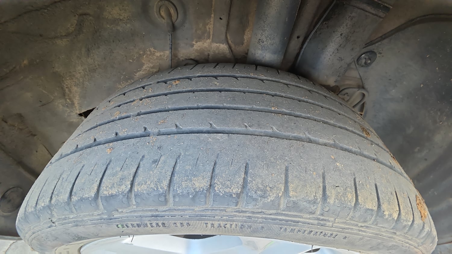 Used 2017 Hyundai Elite i20 Asta 1.2 Petrol Manual tyres LEFT REAR TYRE TREAD VIEW