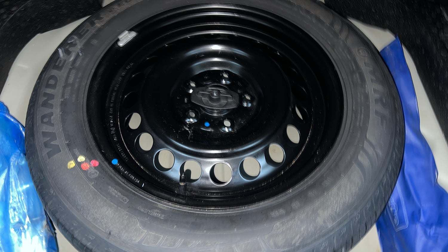 Used 2023 Maruti Suzuki Brezza ZXi AT Petrol Automatic tyres SPARE TYRE VIEW