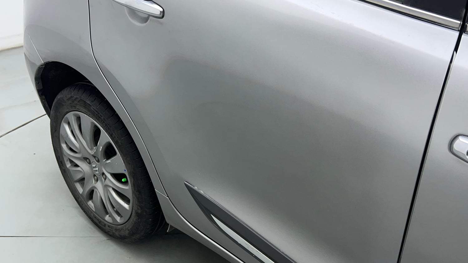 Used 2018 Maruti Suzuki Baleno Alpha 1.2 Petrol Manual dents MINOR SCRATCH