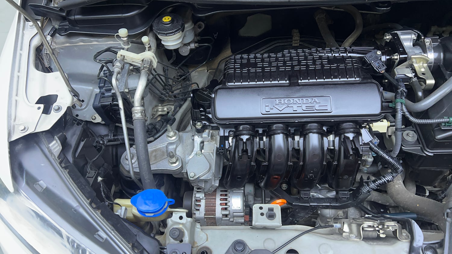 Used 2018 Honda Jazz VX CVT Petrol Petrol Automatic engine ENGINE RIGHT SIDE VIEW