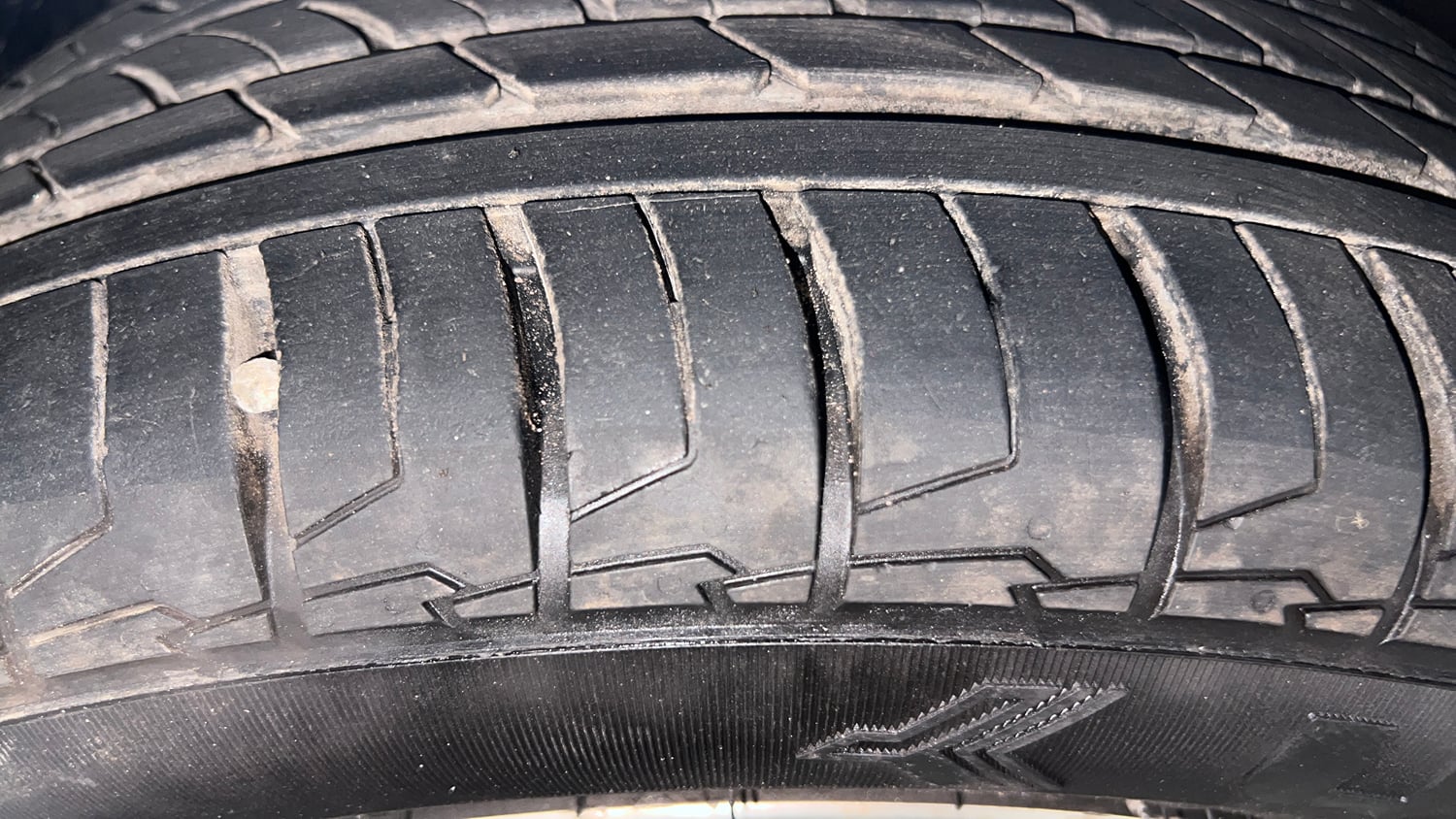 Used 2018 Maruti Suzuki Ciaz Alpha 1.3 Diesel Diesel Manual tyres LEFT FRONT TYRE TREAD VIEW