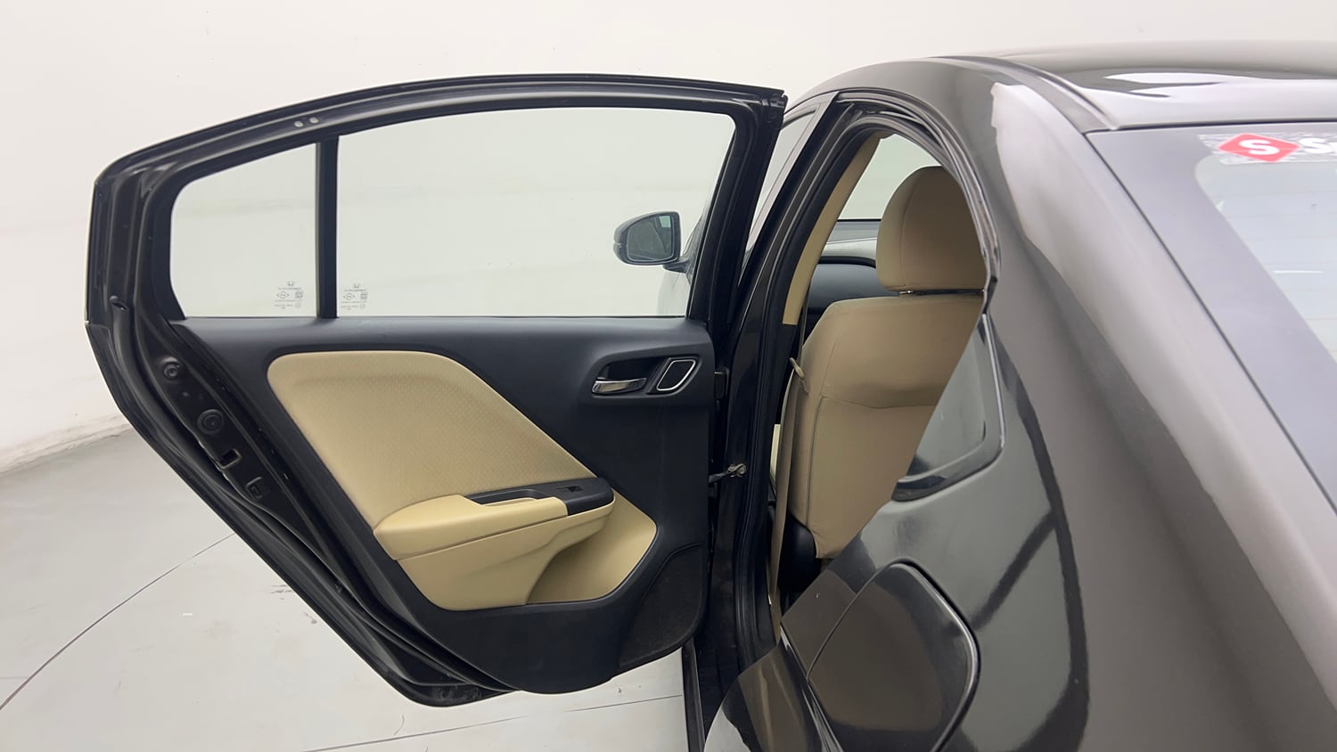 Used 2017 Honda City V Petrol Petrol Manual interior LEFT REAR DOOR OPEN VIEW