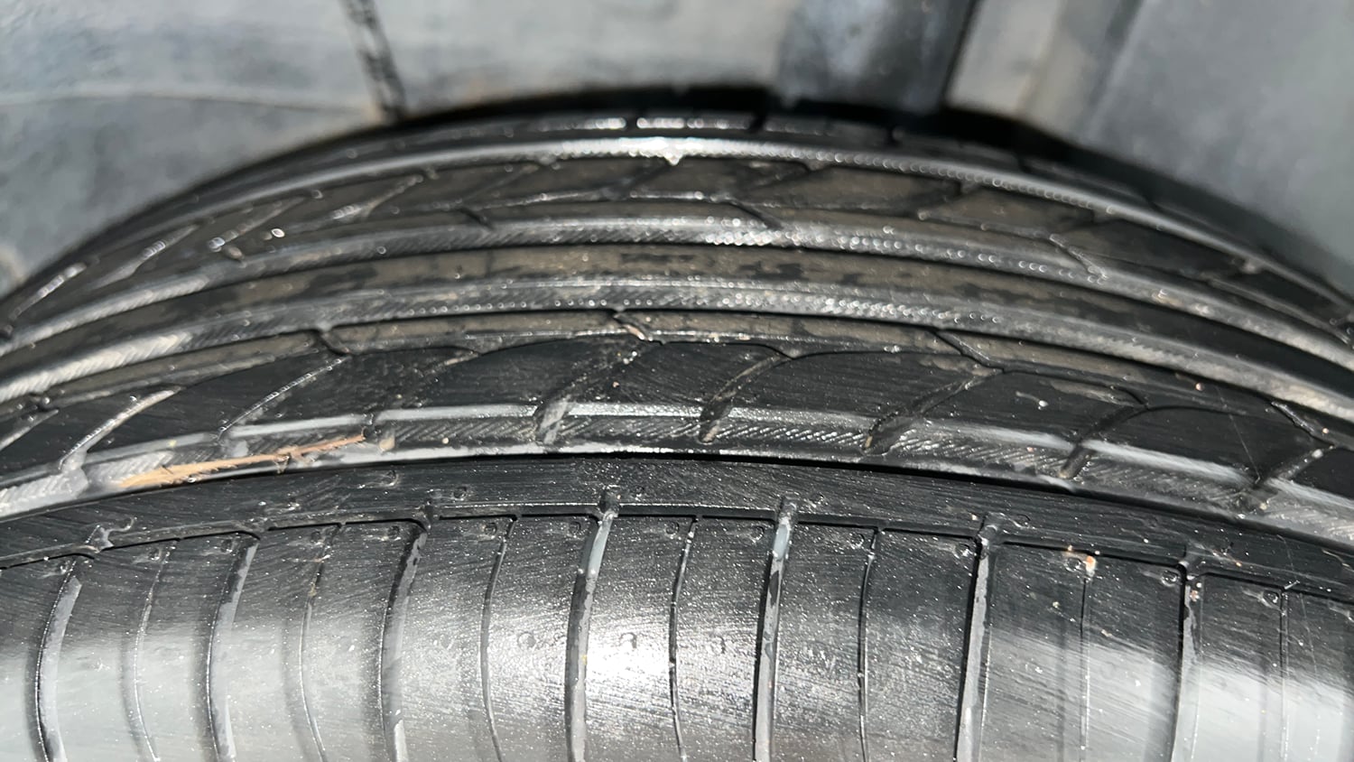 Used 2022 Tata Punch Accomplished MT Petrol Manual tyres LEFT REAR TYRE TREAD VIEW
