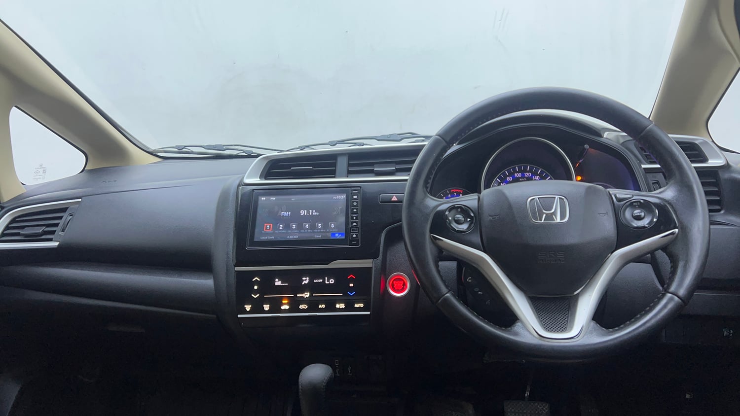 Used 2018 Honda Jazz VX CVT Petrol Petrol Automatic interior DASHBOARD VIEW