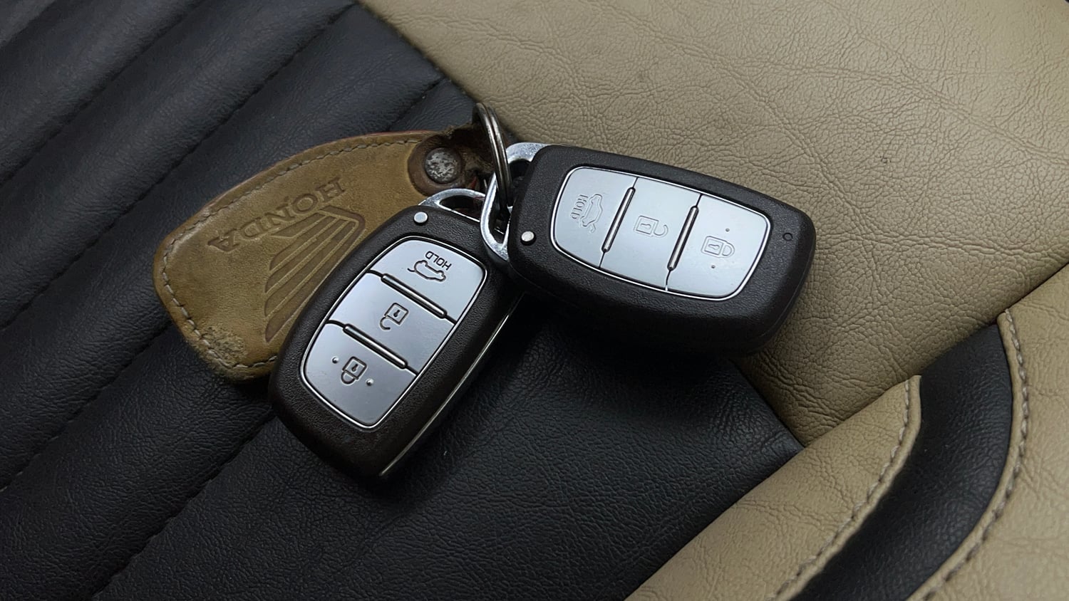 Used 2018 Hyundai Elite i20 Asta 1.2 (O) Petrol Manual extra CAR KEY VIEW