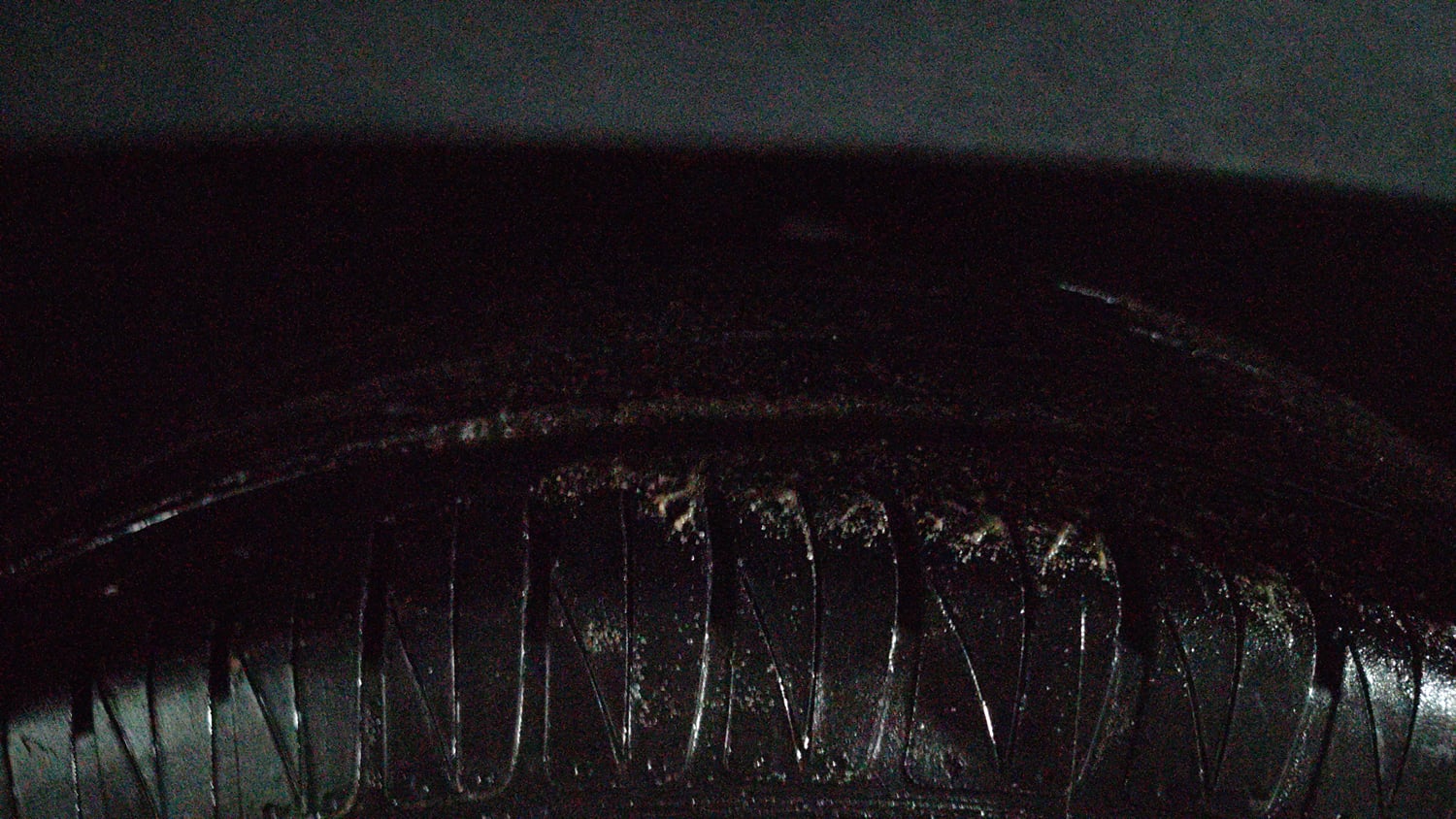 Used 2023 Kia Sonet HTX 1.0 iMT Petrol Manual tyres RIGHT FRONT TYRE TREAD VIEW
