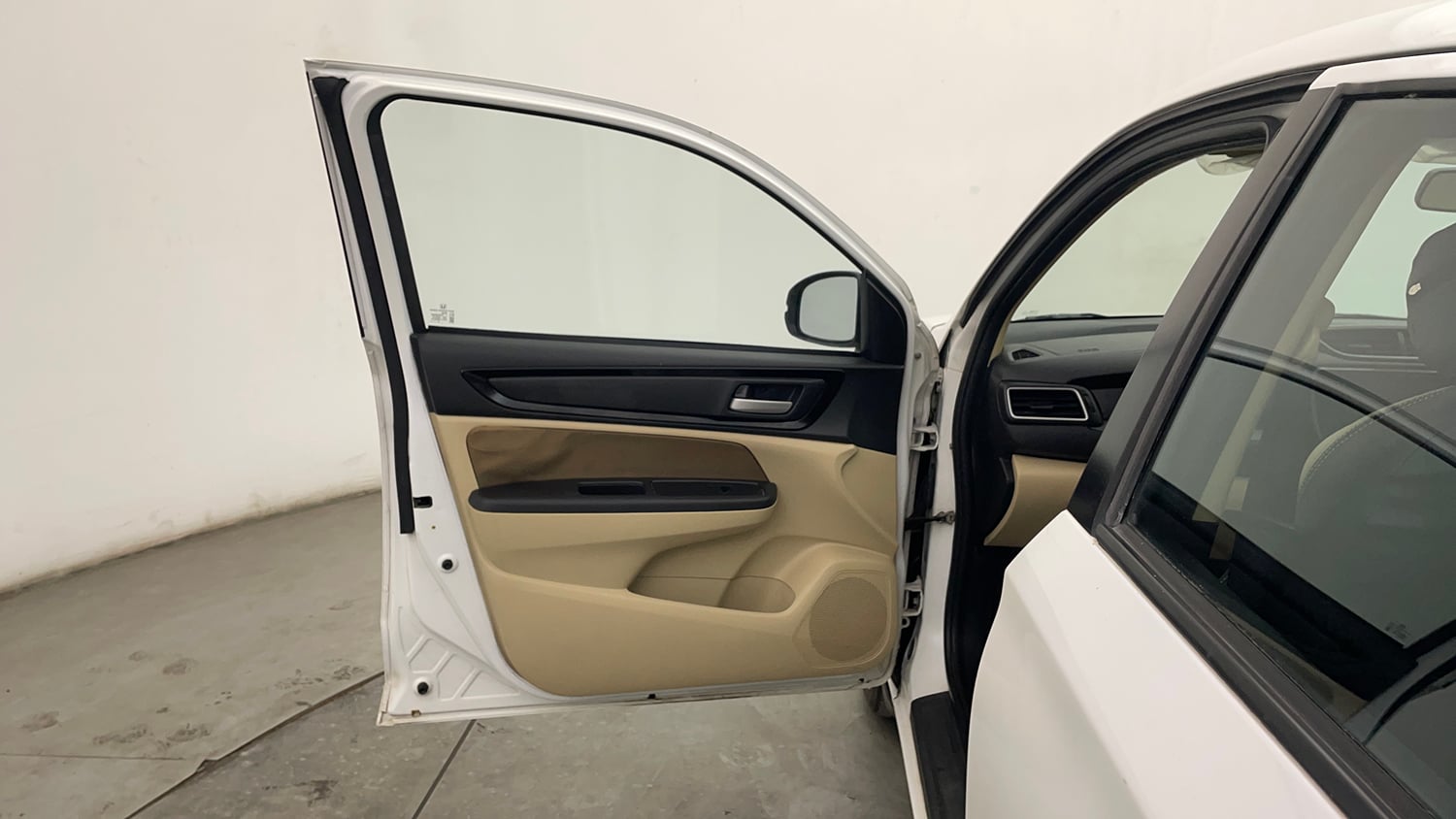 Used 2020 Honda Amaze 1.5 VX MT Diesel Diesel Manual interior LEFT FRONT DOOR OPEN VIEW