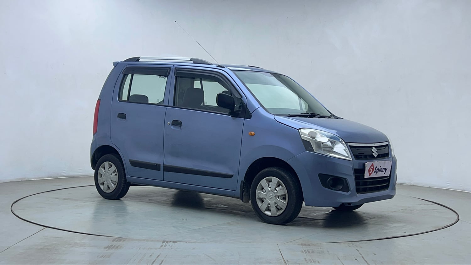 Used 2018 Maruti Suzuki Wagon R LXI CNG Cng Manual exterior RIGHT FRONT CORNER VIEW