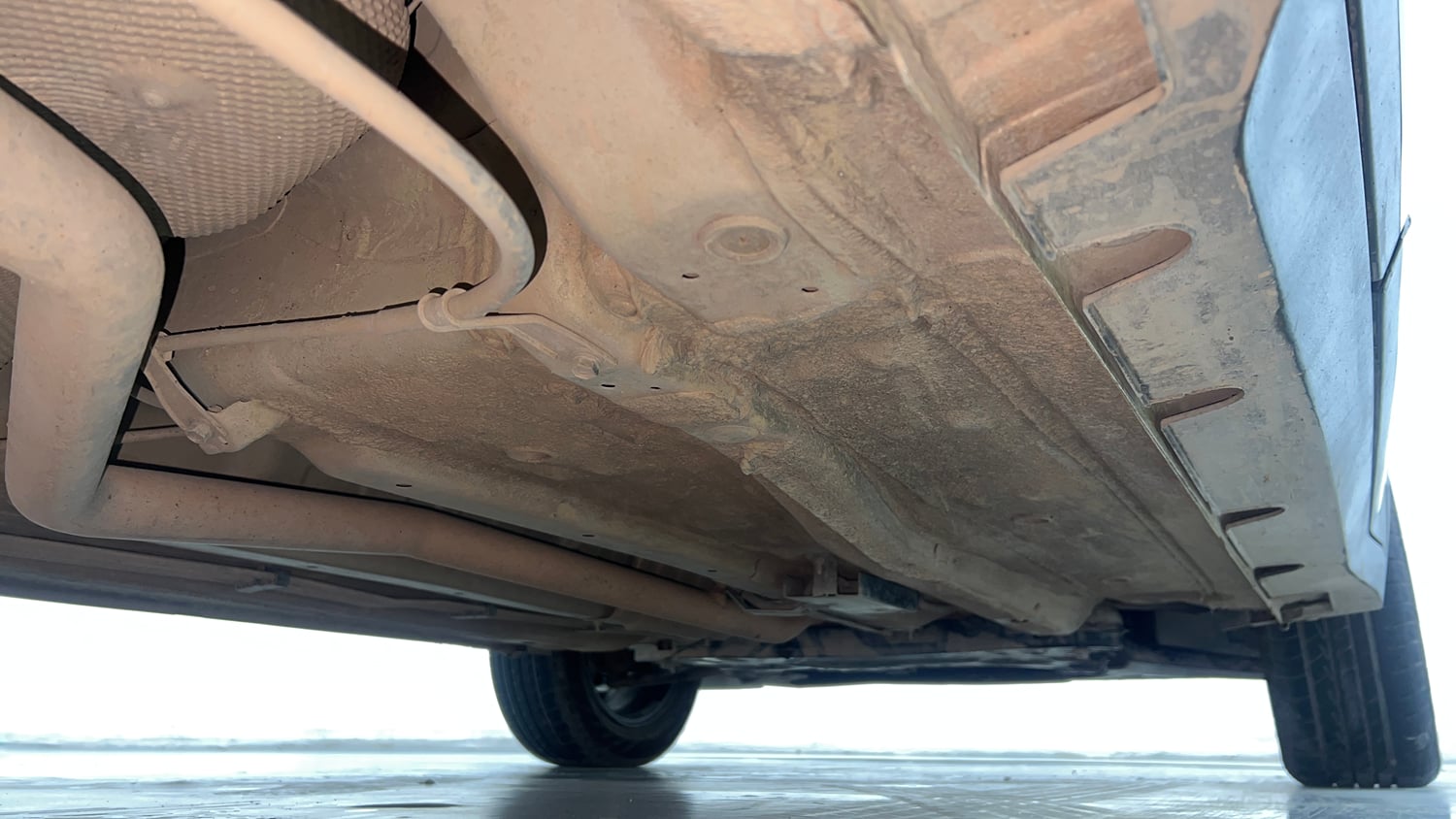 Used 2023 Kia Sonet HTX 1.5 Diesel Manual extra REAR RIGHT UNDERBODY VIEW