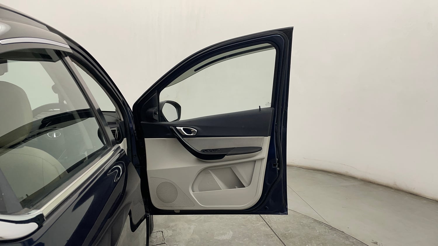Used 2022 Tata Tigor XZA Plus Petrol Automatic interior RIGHT FRONT DOOR OPEN VIEW