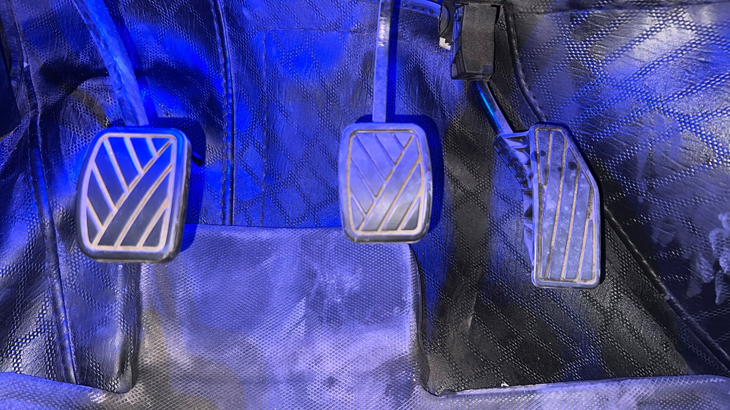 Used 2023 Toyota Glanza V Petrol Manual interior PEDALS VIEW
