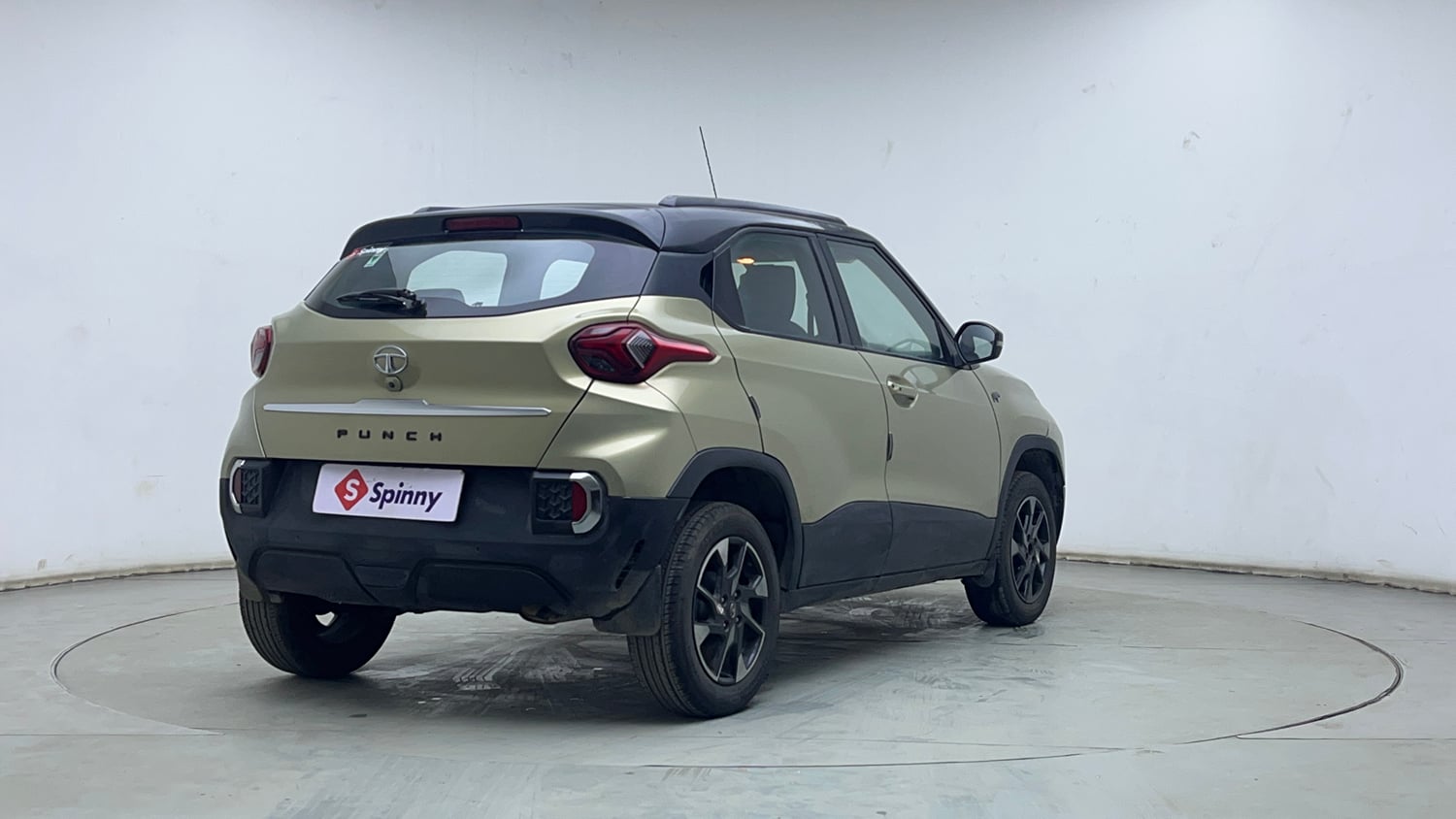 Used 2022 Tata Punch Kaziranga Creative MT Petrol Manual exterior RIGHT REAR CORNER VIEW