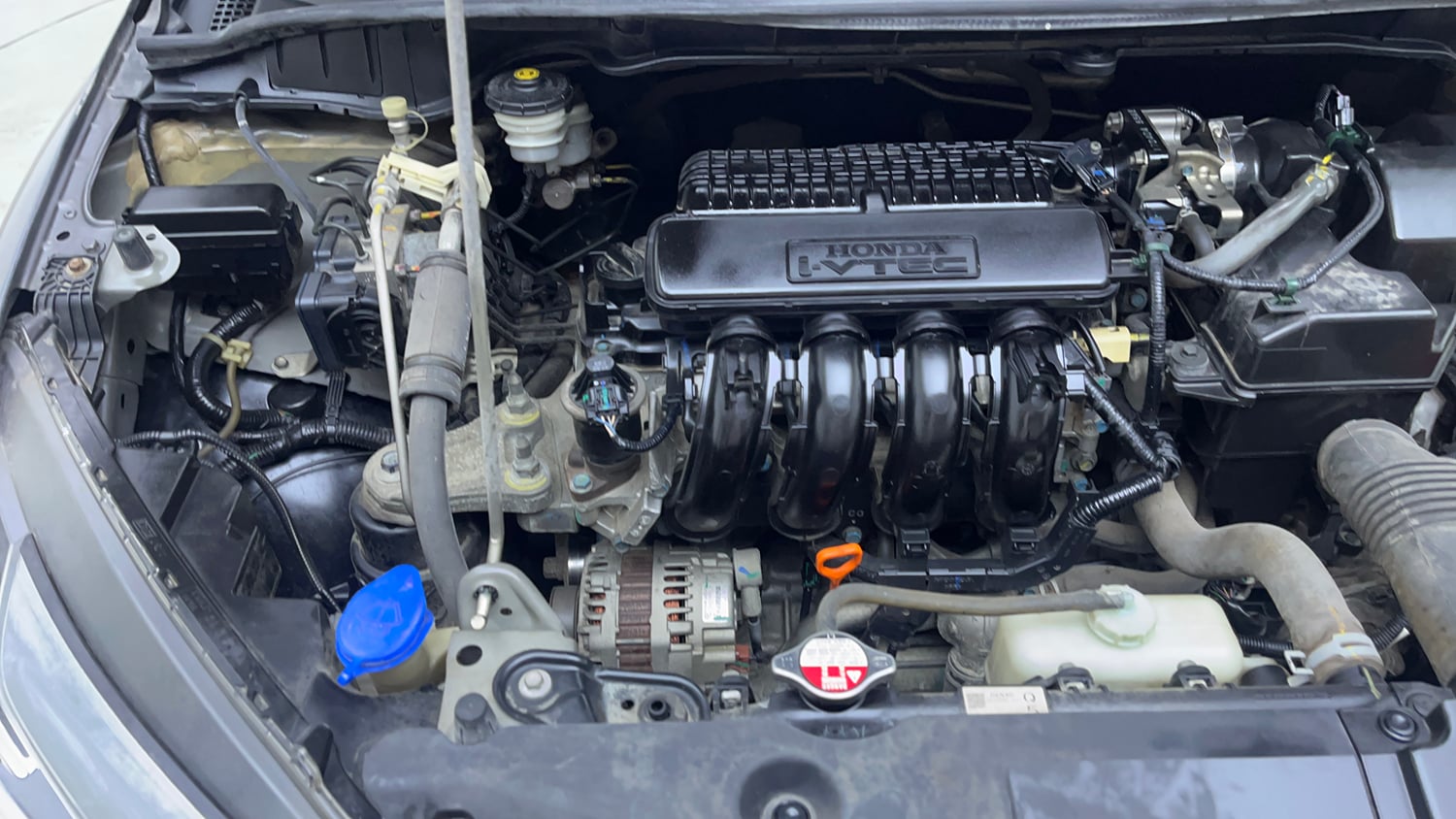 Used 2017 Honda City ZX CVT Petrol Petrol Automatic engine ENGINE RIGHT SIDE VIEW