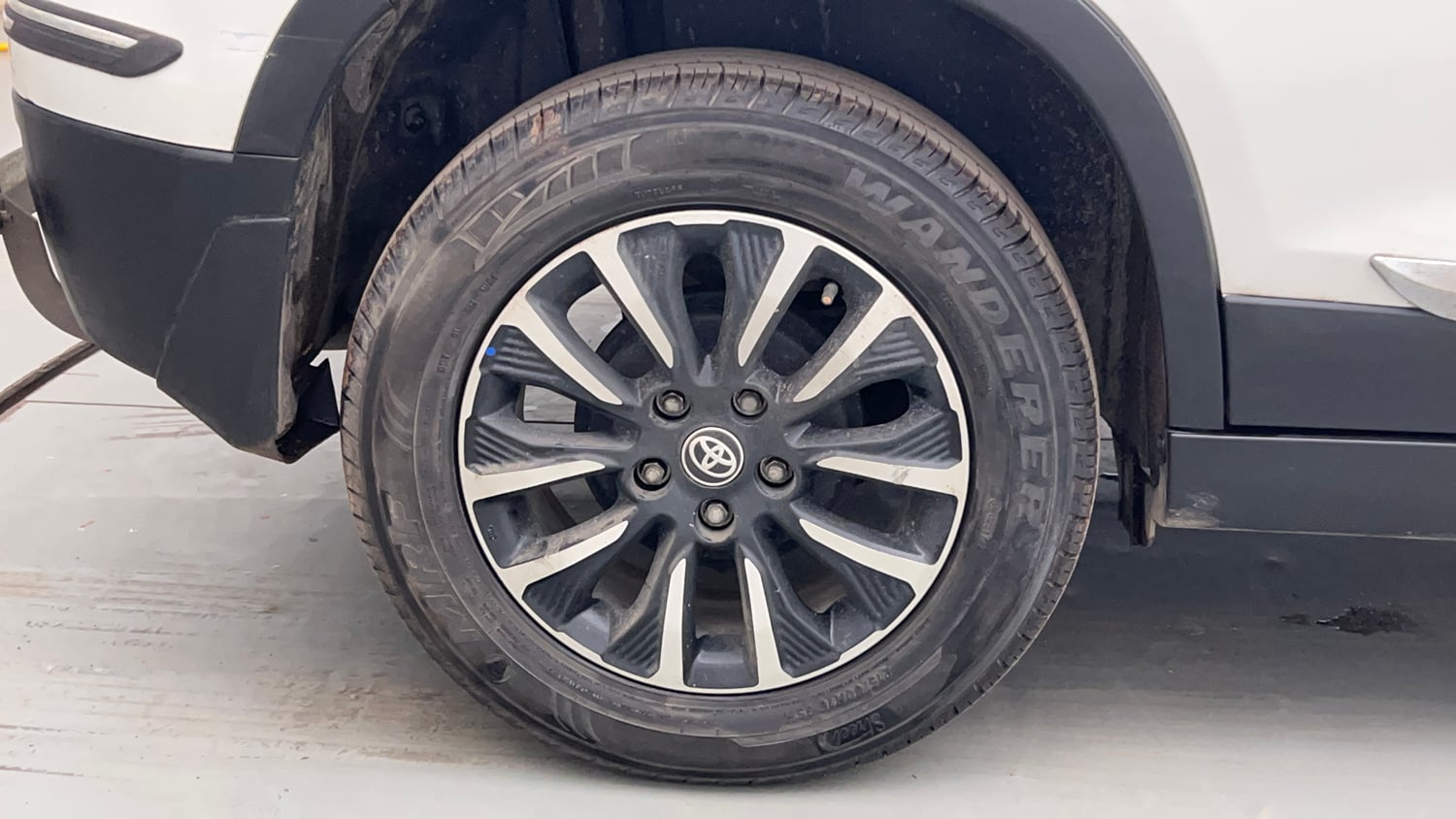Used 2022 Toyota Urban Cruiser Premium Grade MT Petrol Manual tyres RIGHT REAR TYRE RIM VIEW