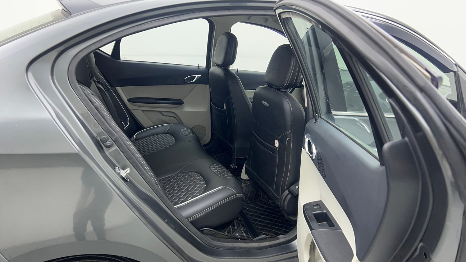 Used 2022 Tata Tigor XZ Plus CNG Cng Manual interior RIGHT SIDE REAR DOOR CABIN VIEW