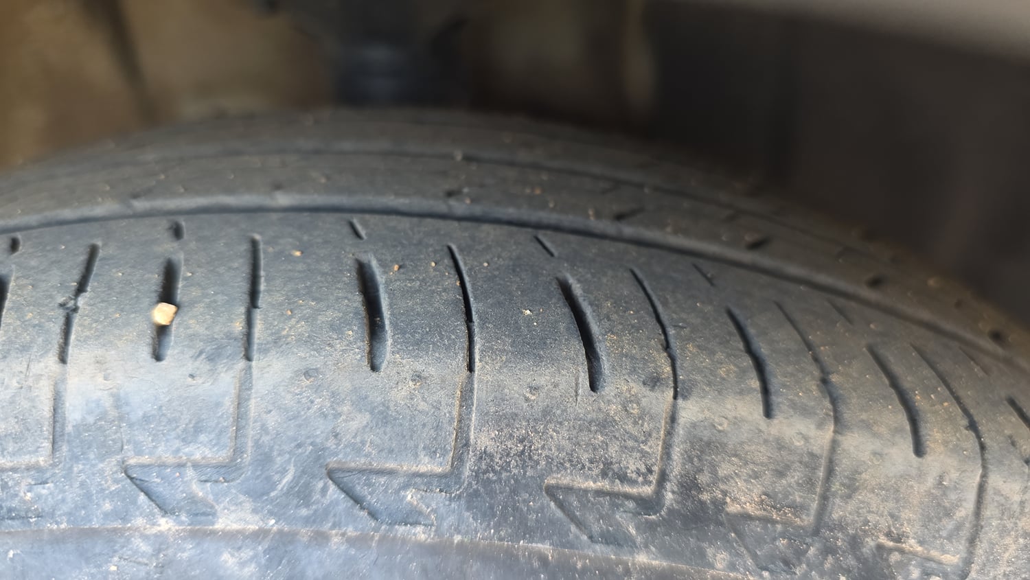 Used 2023 Maruti Suzuki Celerio ZXi Petrol Manual tyres RIGHT FRONT TYRE TREAD VIEW