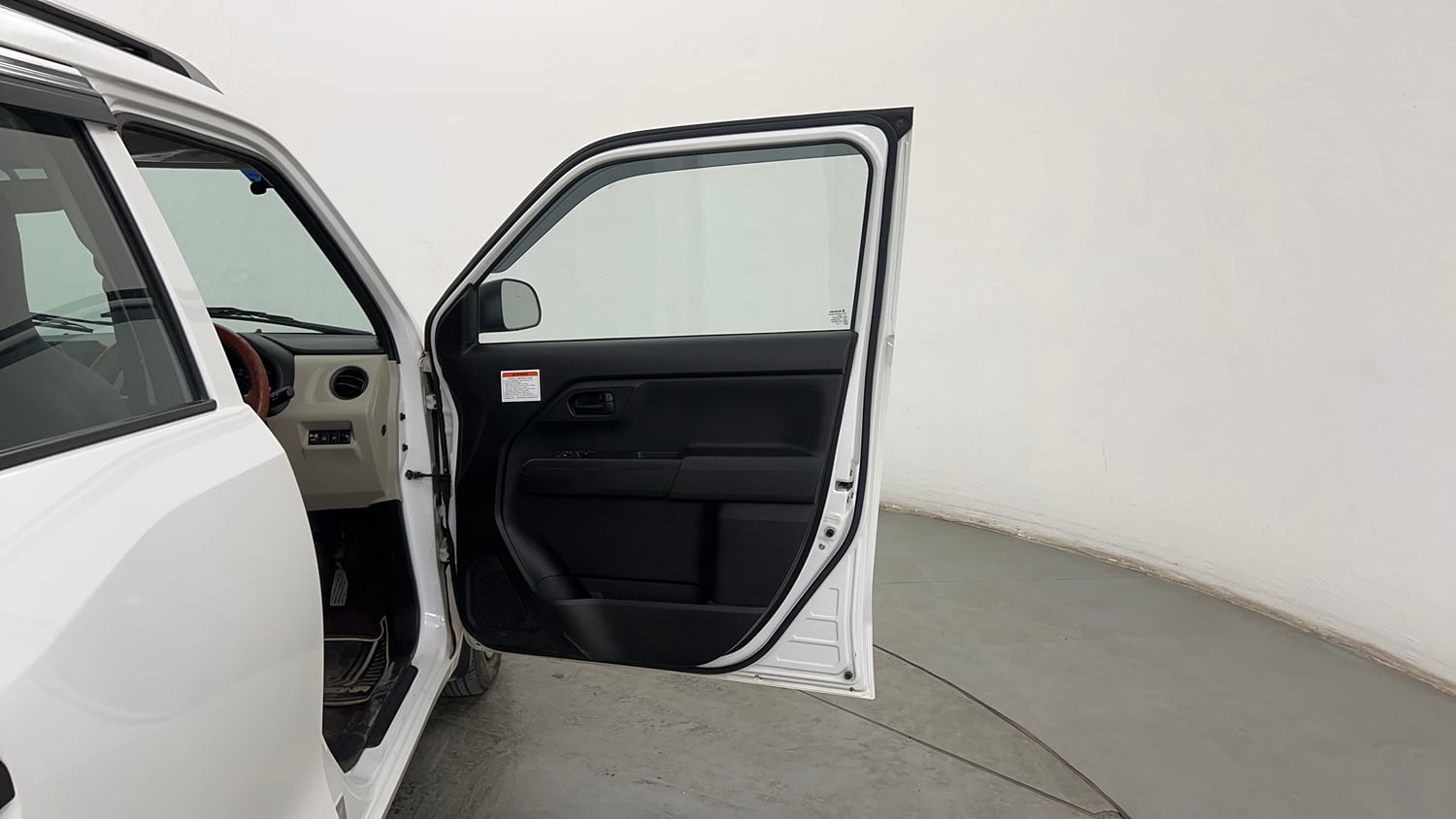 Used 2021 Maruti Suzuki Wagon R LXi 1.0 CNG Cng Manual interior RIGHT FRONT DOOR OPEN VIEW