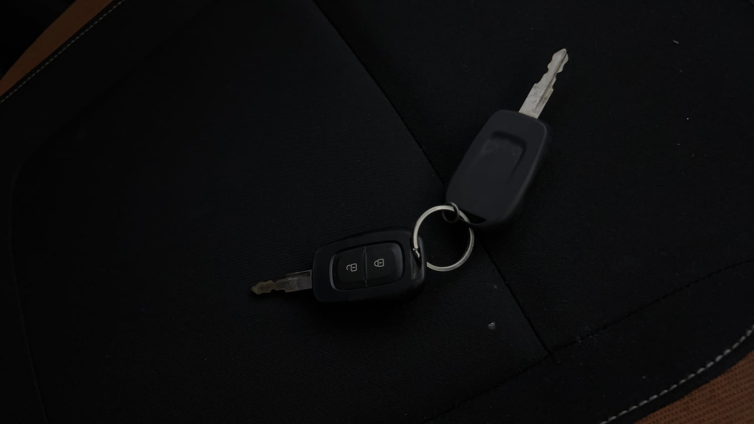 Used 2020 Renault Kwid CLIMBER 1.0 AMT Opt Petrol Automatic extra CAR KEY VIEW