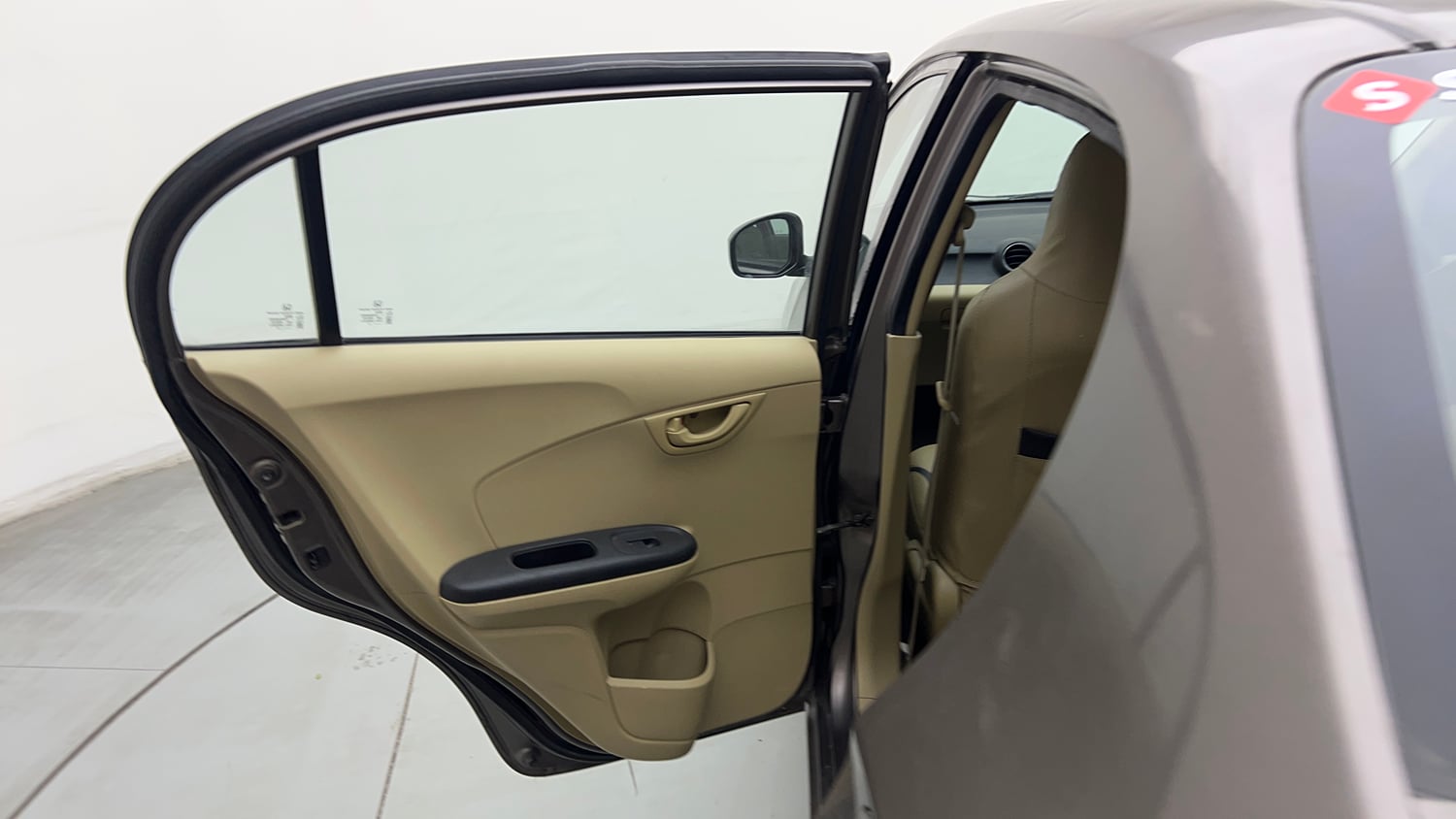 Used 2014 Honda Amaze 1.2 S i-VTEC Petrol Manual interior LEFT REAR DOOR OPEN VIEW